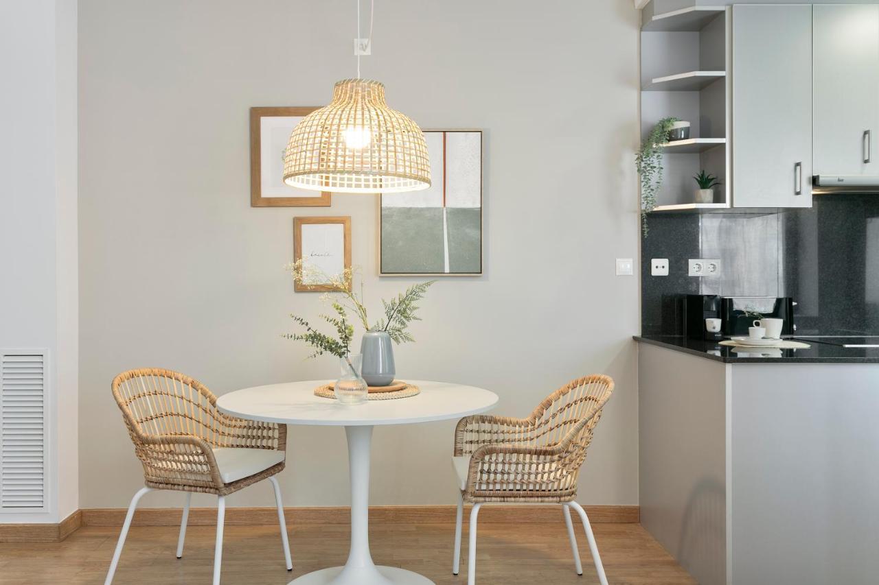 Apartamento Click&Flat Sugranyes Barcelona Exterior foto